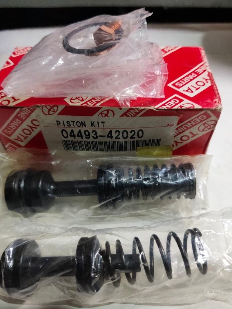 Piston Kit Master Rem